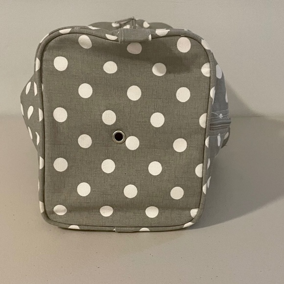 NWOT Grey/White Polka Dot Duffel Bag - Picture 9 of 10